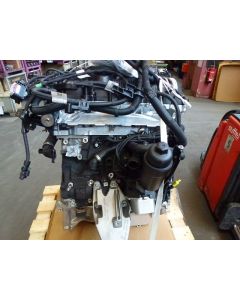 Petrol engine B48D, B48B20B (new) with injectors; high-pressure pump 0261520521; ignition coils 8643360 782583100