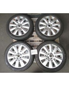 Winter wheels Bridgestone, Blizzak LM001 95 H; 225/50 R18; Profil: 1 x 5,2 mm/ 1 x 4,6 mm/ 1 x 5,1 mm/ 1 x 5,5 mm; DOT: 1 x 2016; 3x 2017; with RDC; Felge: Runflat 7.5J x 18H2, ET51, silber; bolt circle: 5x112; (sehr guter useder Zustand) with scratches a