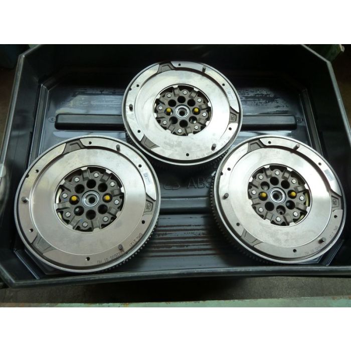 flywheel LUK DMF (dual mass flywheel) (new) engine code: B47D 20O1 